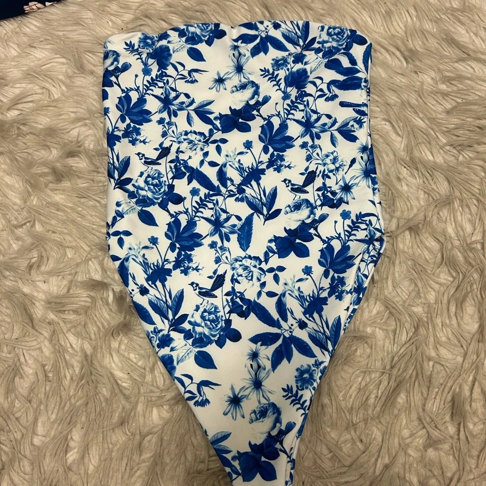 NWOT Skatie One Piece Swimsuit in Wisteria Print - Picture 2 of 4